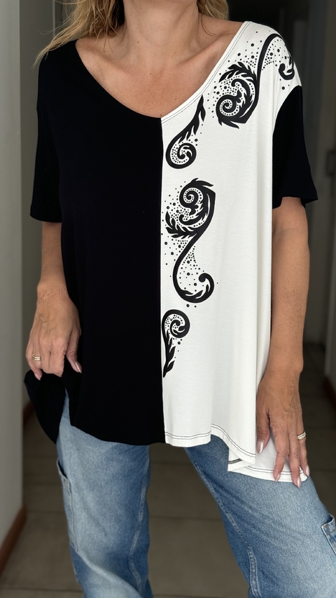 Remeron Arabesco de modal blanco y negro