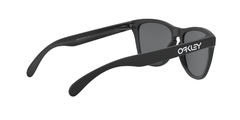 Oakley 0OO9013 F7 FROGSKINS(TM) PRIZM BLACK POLARIZADO - tienda online
