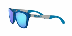 OAKLEY FROGSKINS MIX 942803 PRIZM SAPPHIRE - NEA.VISIÓN