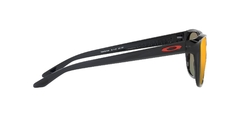 Oakley 0OO9479 04 MANORBURN PRIZM RUBY - NEA.VISIÓN