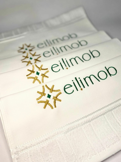 Toalha com logo personalizado - comprar online
