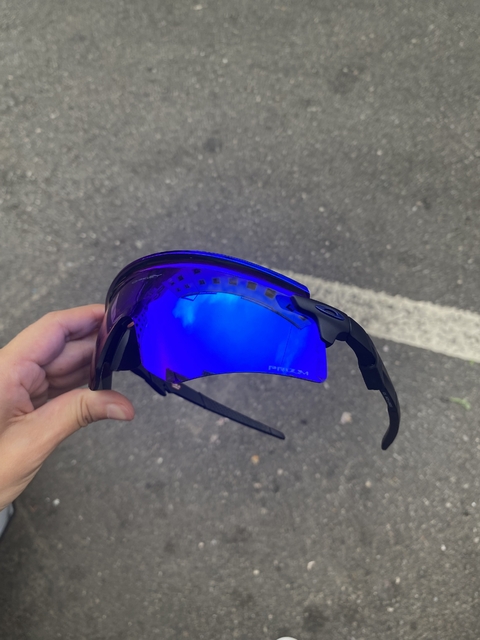 kato preta lente azul