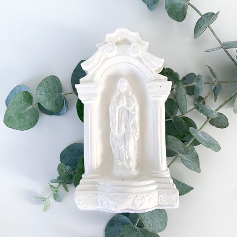 Capelinha Nossa Senhora de Lourdes