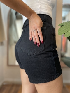 SHORT MOM - comprar online