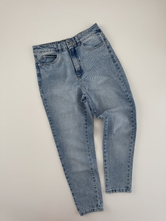 DENIM MOM