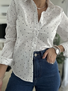 CAMISA HOJITAS - comprar online