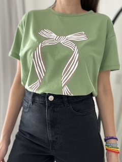 REMERA MOÑO