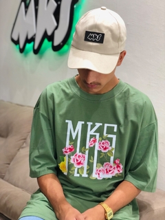 CAMISETA PREMIUM MKS - FLORES TRADICIONAL - comprar online