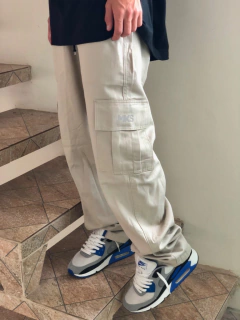 CALÇA CARGO LOGO REFLETIVO MKS