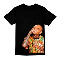 CAMISETA COMUM BREEZY CHRIS BROWN BORD - ESTAMPA GRANDE