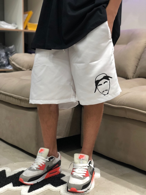 SHORTS TUPAC OUTLINE