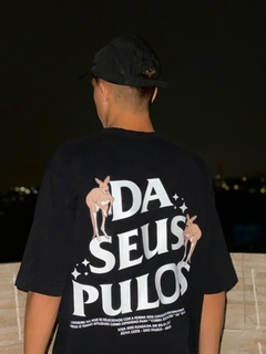 CAMISETA TUBULAR PREMIUM '' DA SEUS PULOS '' - EDIÇÃO ESPECIAL 6 ANOS na internet