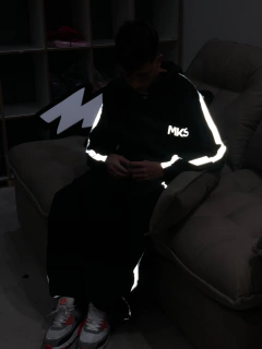 Imagem do CONJUNTO CORTA-VENTO FAIXA REFLETIVA MKS