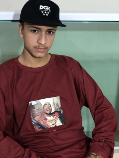 CAMISETA MANGA LONGA TUPAC ROSE