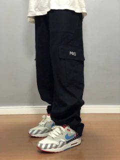 CALÇA CARGO LOGO REFLETIVO MKS