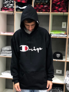 MOLETOM DRIP