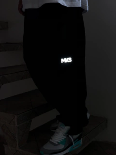 CALÇA CARGO LOGO REFLETIVO MKS - MKS