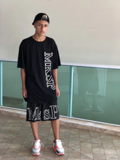 CONJUNTO CAMISETA E SHORTS MK SP - loja online