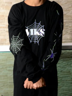 CAMISETA MANGA LONGA - MKS ARANHA - MANGA E COTOVELO na internet