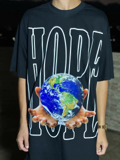 CAMISETA PREMIUM MKS - HOPE - '' ESPERANÇA - PRA UM MUNDO MELHOR '' - comprar online