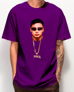 CAMISETA COMUM MC HARIEL CORRENTE E PINGENTE