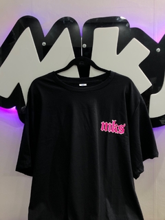 CAMISETA MKS MINI LETREIRO PINK CONTORNO - comprar online