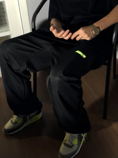 CALÇA TACTEL MKS RUNNER LOGO FLORESCENTE na internet