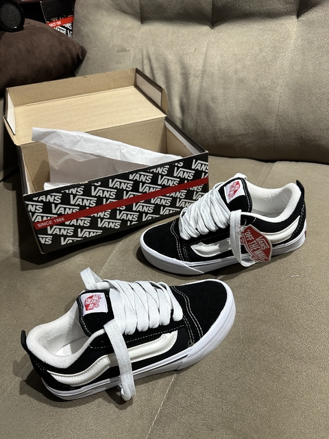 TÊNIS VANS KNU SKOOL BLACK TRUE WHITE