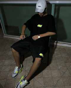 CONJUNTO CAMISETA E SHORTS MKS MINI LOGO '' NEON '' na internet