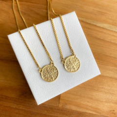 Escapulário Medalha de São Bento - Folheado a ouro 18k - comprar online