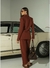 Imagem do CONJUNTO DE CALÇA E BLAZER COM CINTO