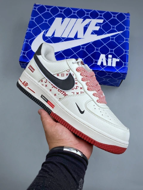 Air Force 1 x Supreme