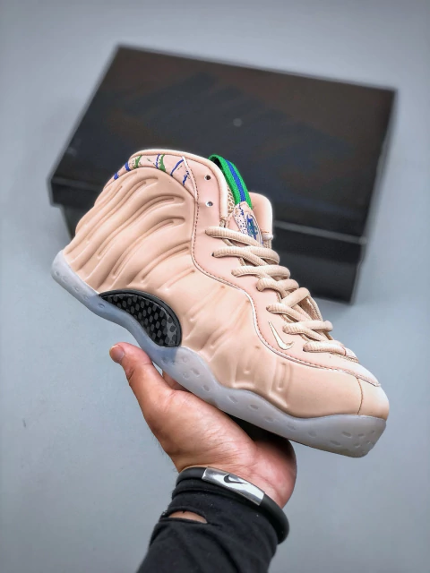 Nike Air Foamposite One Bege