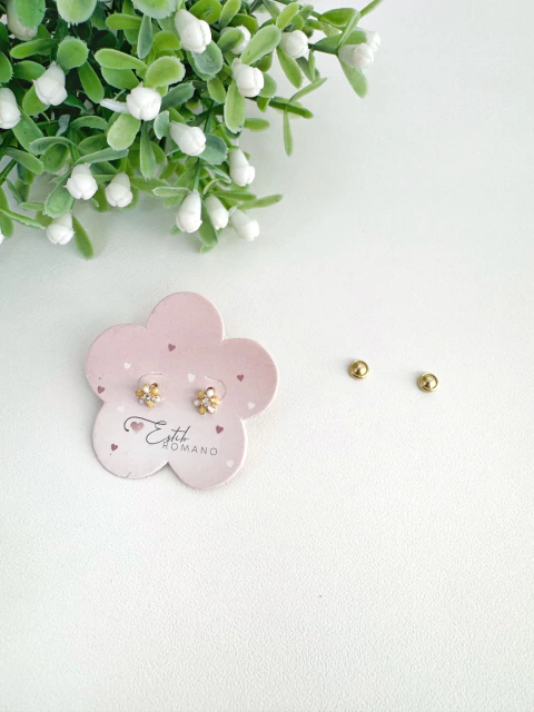 Brinco Infantil Flor Amarela e Branca com Zircônia - Banhado a Ouro