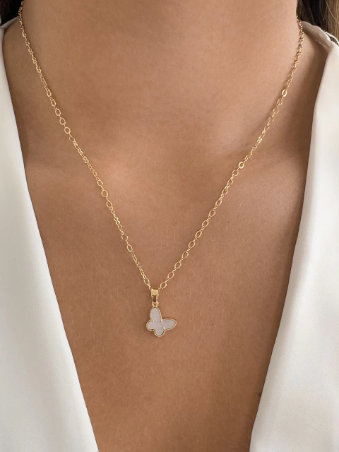 Colar Borboleta Branca - Banhado a Ouro