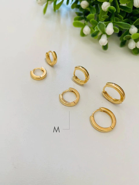 Brinco Argolinha Lisa M 12mm - Banhado a Ouro