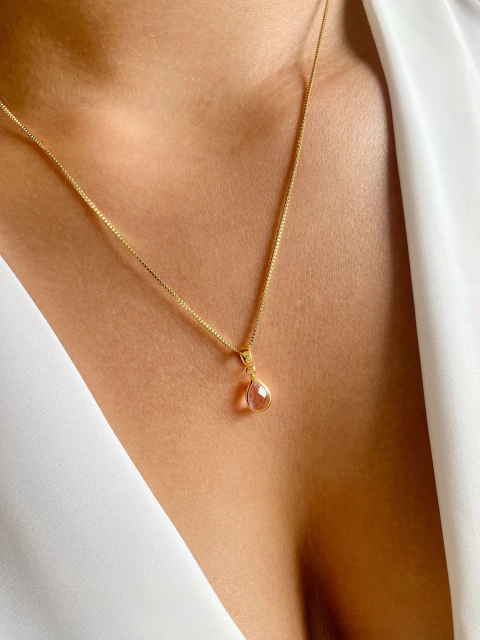 Colar Gota de Luz Rosa 10mm - Banhado a Ouro