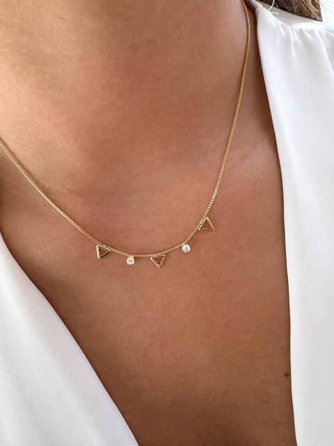 Choker Triângulos e Zircônias - Banhado a Ouro