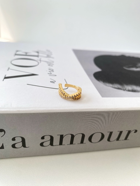 Piercing Fake em X Cravejado - Banhado a Ouro