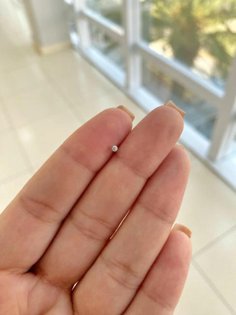 Piercing Reto Ponto de Luz Redondo 1,5mm x 10mm em Aço