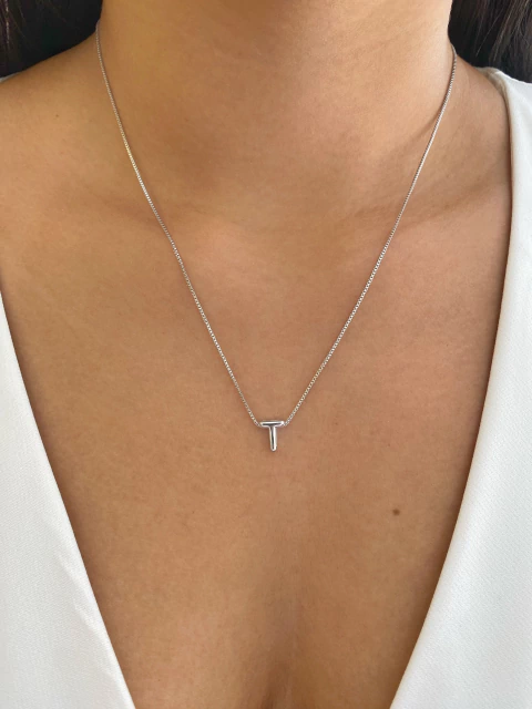 Colar Inicial Letra T - Banhado a Ródio Branco