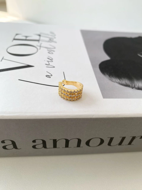 Piercing Fake 3 Linhas Cravejada - Banhado a Ouro