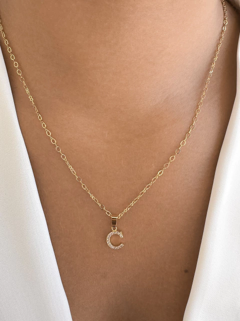 Colar Inicial Letra C - Banhado a Ouro