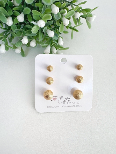 Kit Brincos Bolinhas Detalhadas - Banhado a Ouro