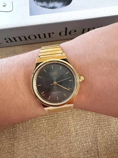 Relógio Casio Vintage Redondo Feminino Dourado Mostrador Preto - Aço Inoxidável [1a Linha]