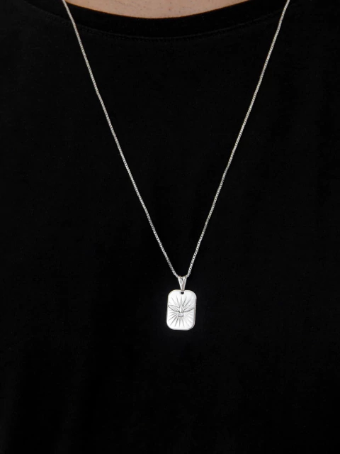 Corrente Veneziana 1mm com Pingente Plaquinha Espirito Santo 2x1.3cm - Banhado a Prata