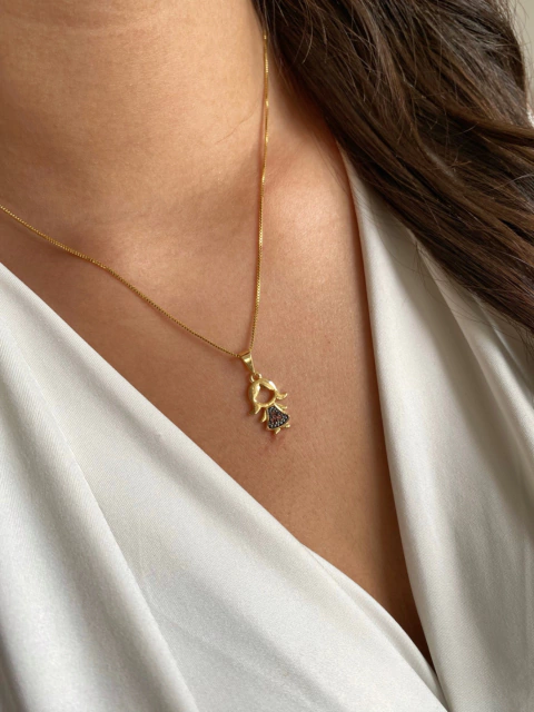 Colar 1 Menina Cravejado - Banhado a Ouro
