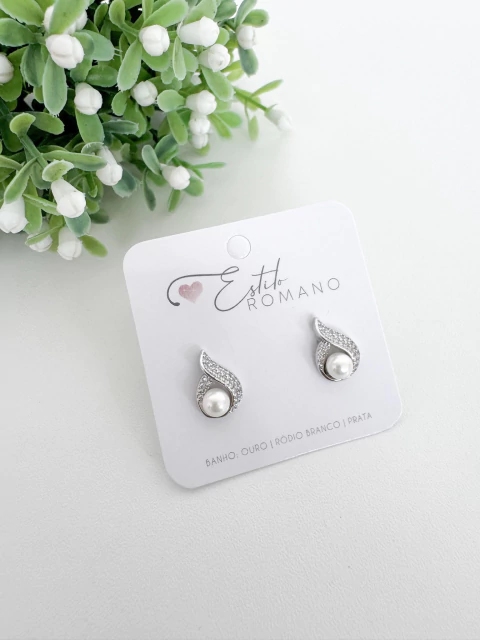 Brinco Gota Cravejada com Pérola - Banhado a Ródio Branco