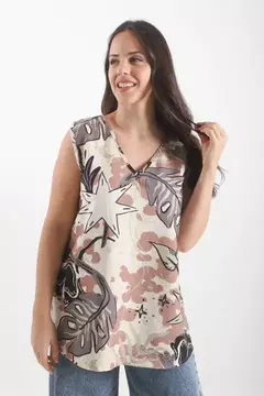 Blusa estampada escote V