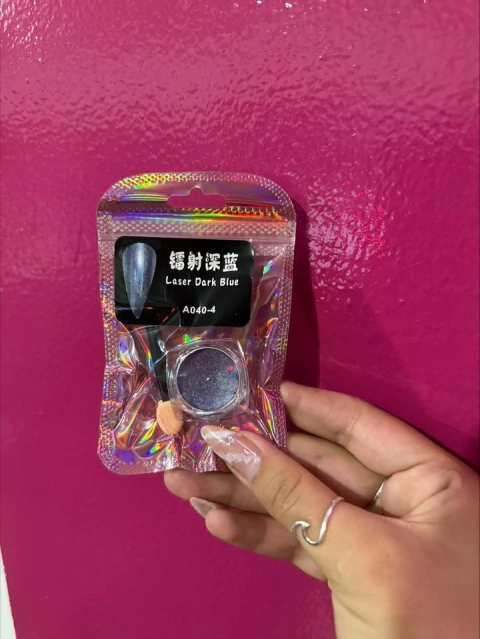 Pó Cromado Para Unhas Efeito Metálico - Bella Rosa - Ousada Make & Cosméticos Distribuidora - AQUI VOCÊ INVESTE NA SUA BELEZA ♥